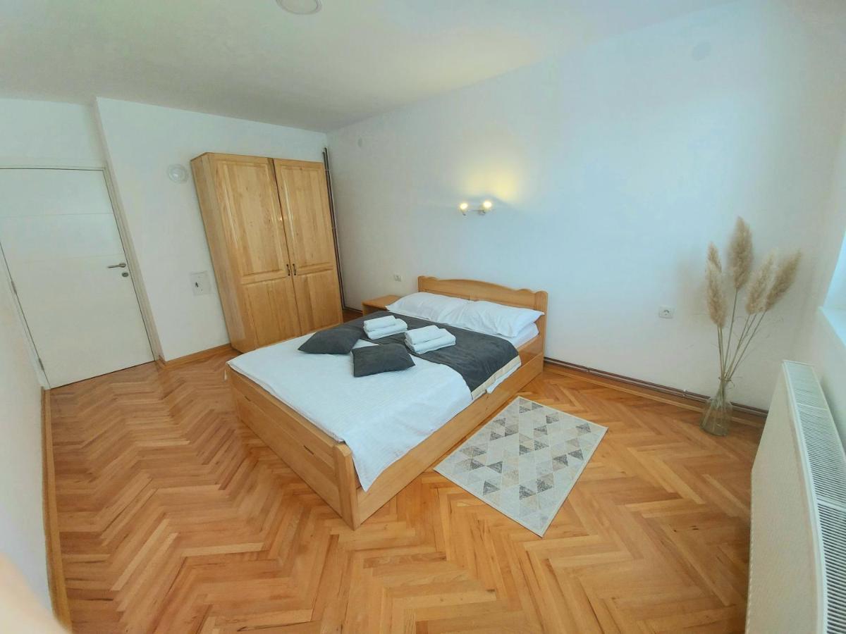 Apartmani Tarsko Jezero Nova Vezanja Zaovine Luaran gambar