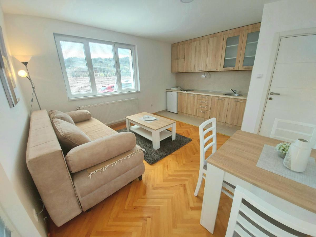 Apartmani Tarsko Jezero Nova Vezanja Zaovine Luaran gambar