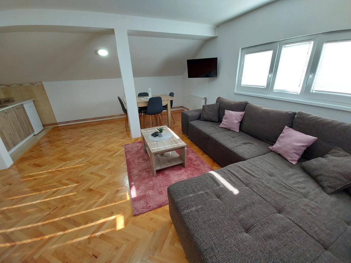 Apartmani Tarsko Jezero Nova Vezanja Zaovine Luaran gambar