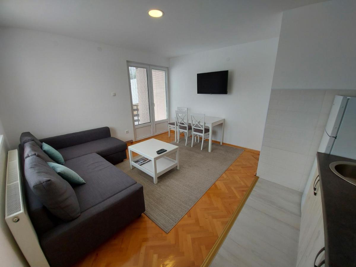 Apartmani Tarsko Jezero Nova Vezanja Zaovine Luaran gambar