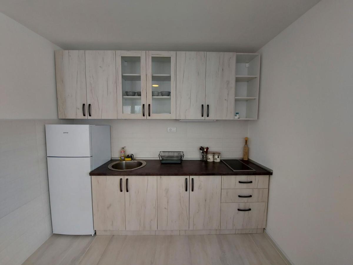 Apartmani Tarsko Jezero Nova Vezanja Zaovine Luaran gambar