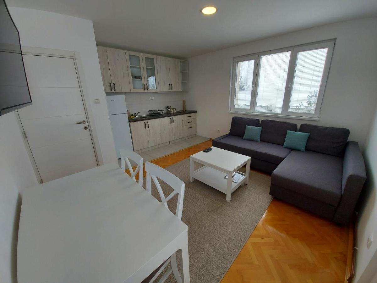 Apartmani Tarsko Jezero Nova Vezanja Zaovine Luaran gambar